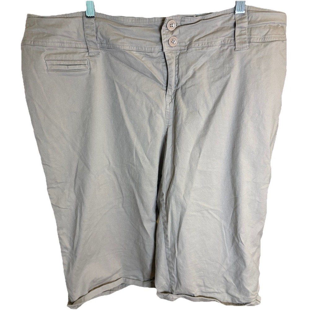 Avenue Stretch Plus Size 20 Khaki‎ Chino Bermuda Pockets